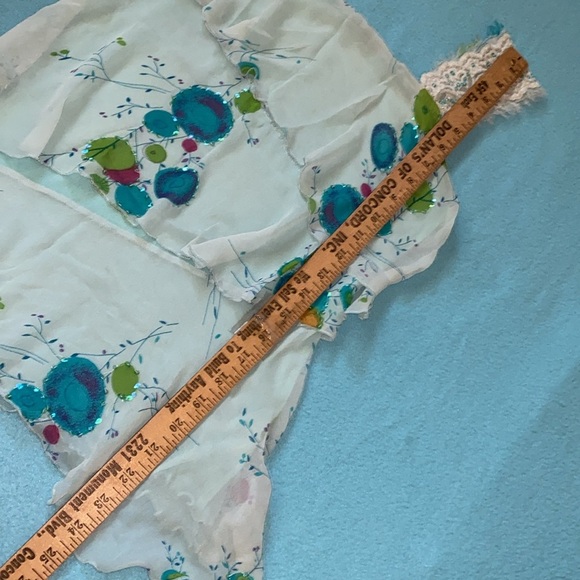 MISOMISO silk tiered sequence beaded tank top flowy floral scalloped NEW size L - Picture 10 of 10